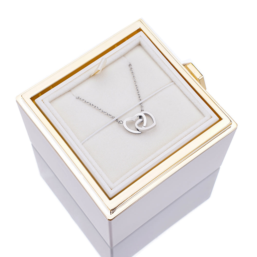 Sue – Women's Eternal Rose Box with Engraved Necklace