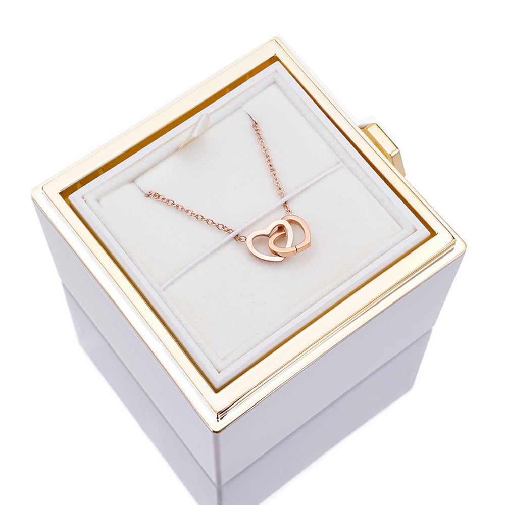 Sue – Women's Eternal Rose Box with Engraved Necklace