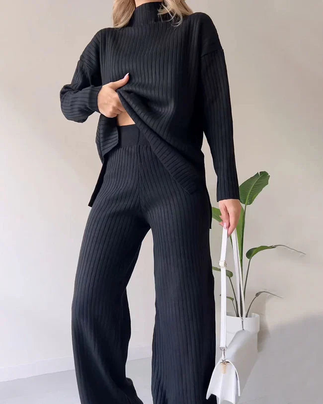 Clara – Cozy Turtleneck Two-Piece Set