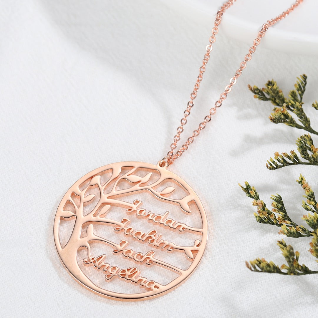 Marie – Family Tree Necklace with Engraving