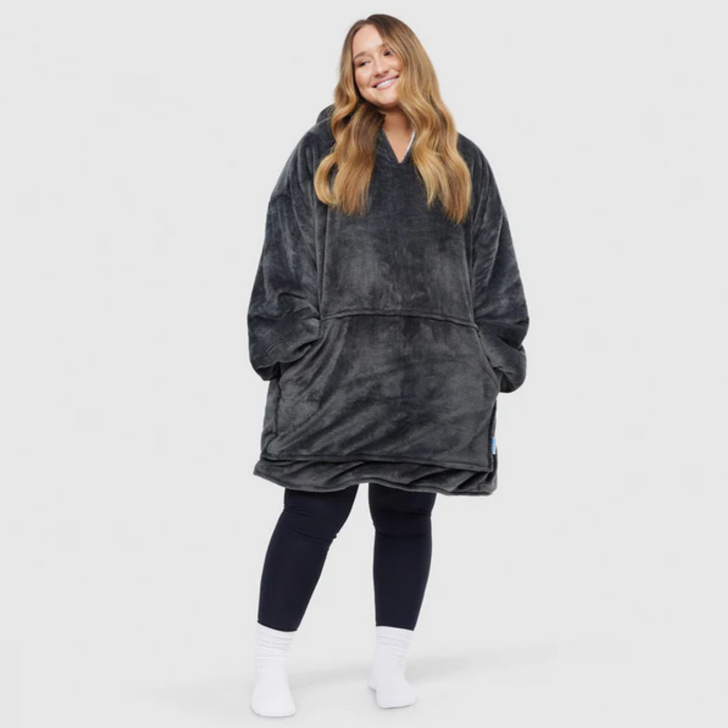 Tom Premium Hoodie Blanket – Cozy, All-in-One Blanket and Hoodie for Ultimate Comfort