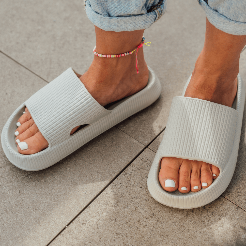 Betty – Women's Original Cozy Slippers