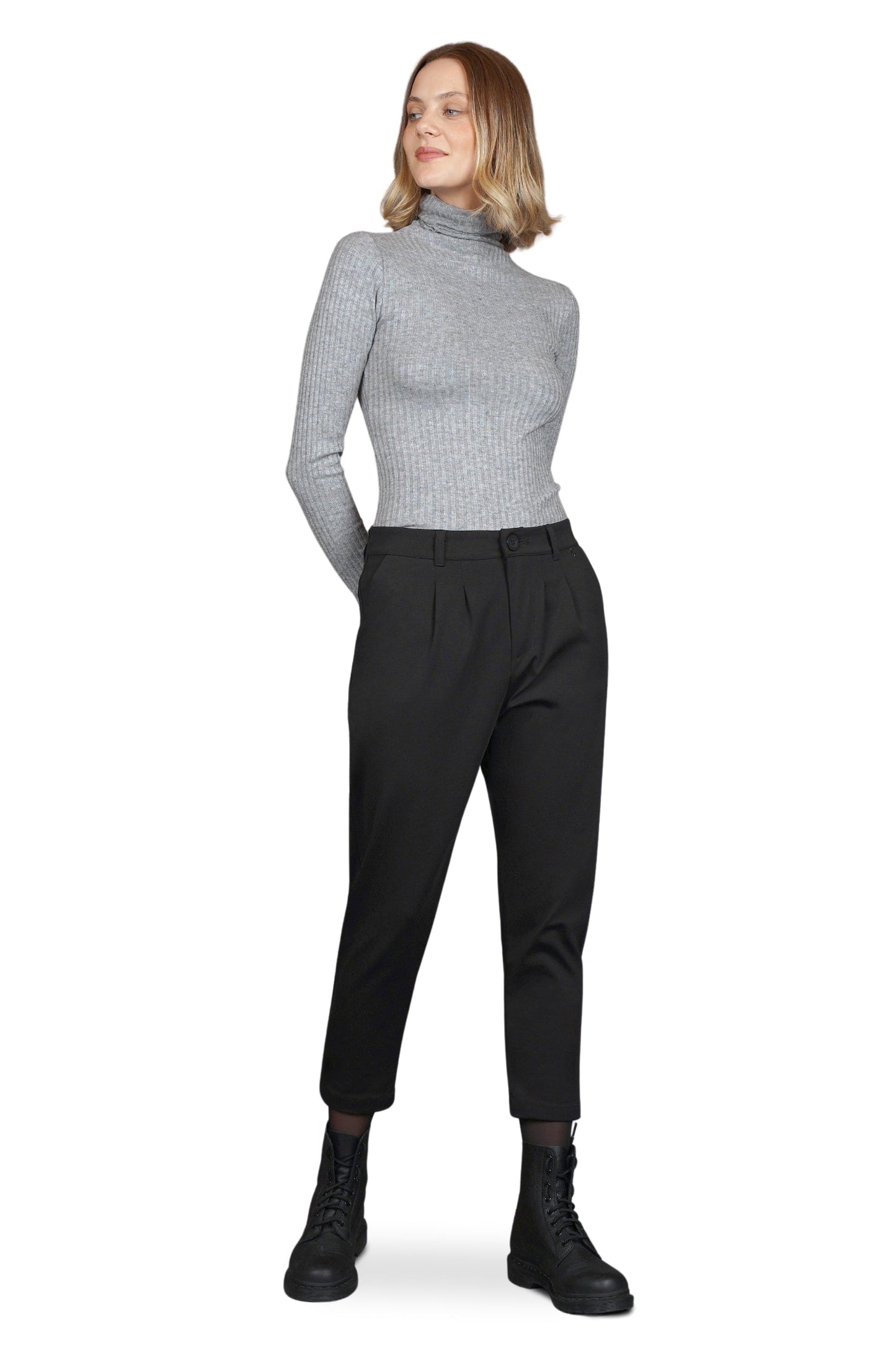 Audrey – Women's Cropped Tapered Trousers