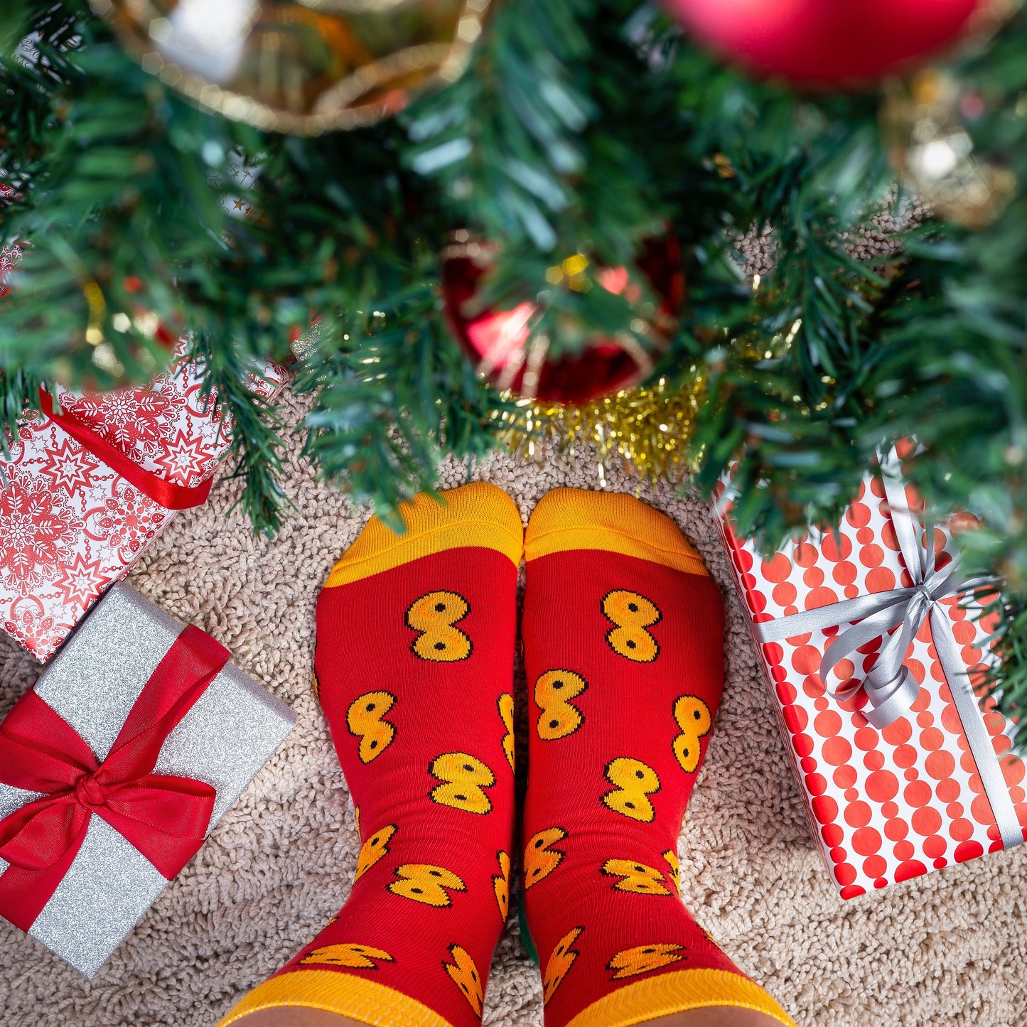 Cameron – Men's Socks With A Unique Christmas Design