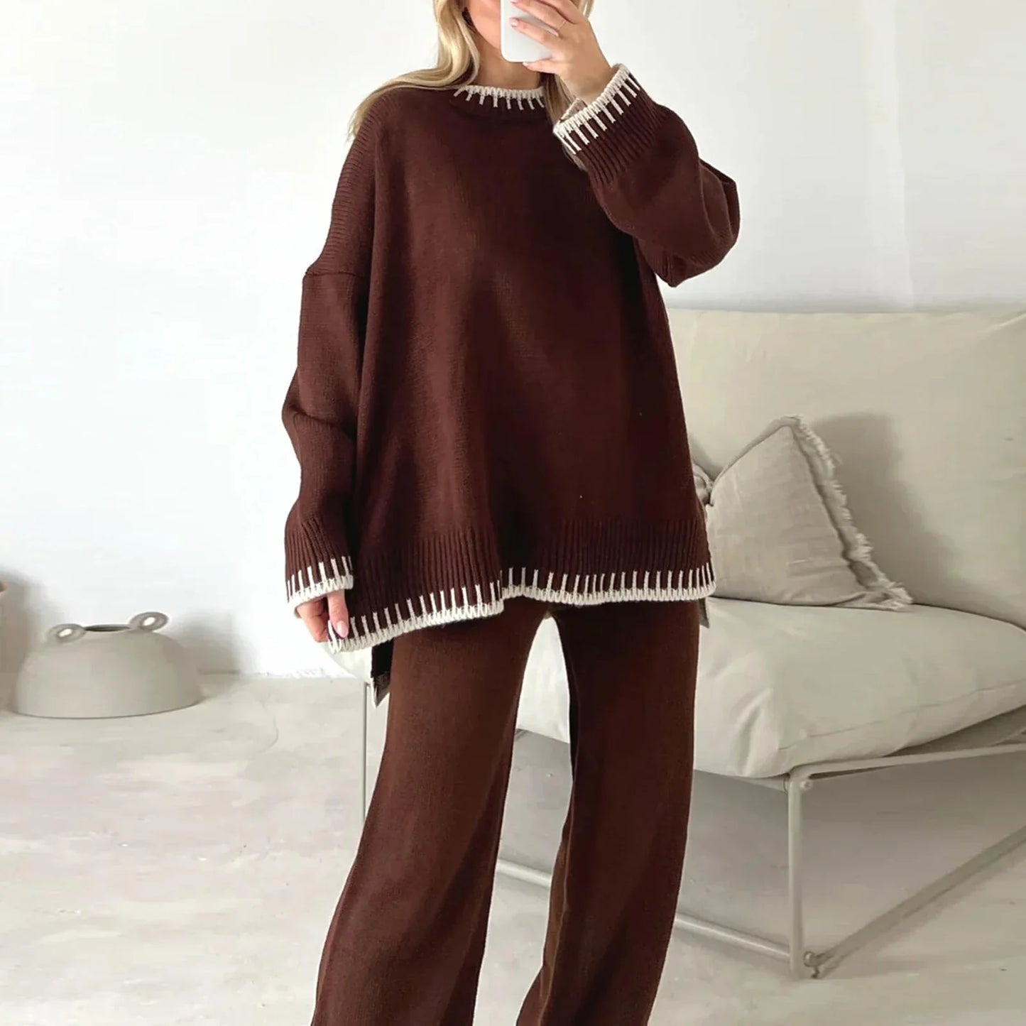 Holly – Women's Long Sleeve Sweater & Pants Set