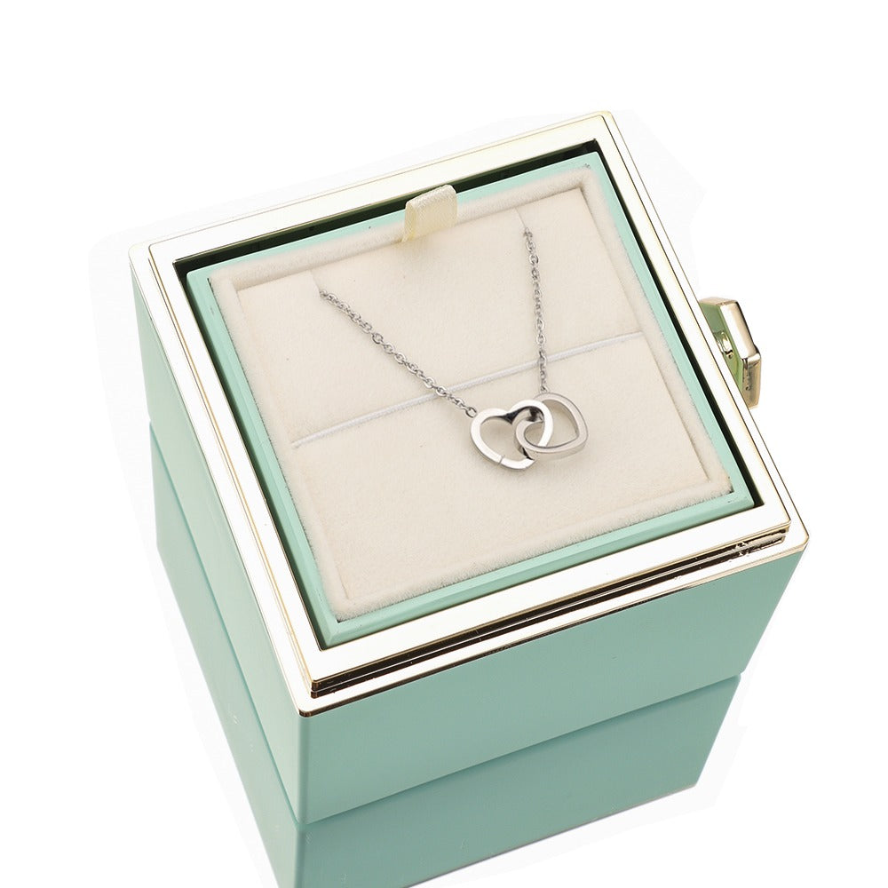 Sue – Women's Eternal Rose Box with Engraved Necklace