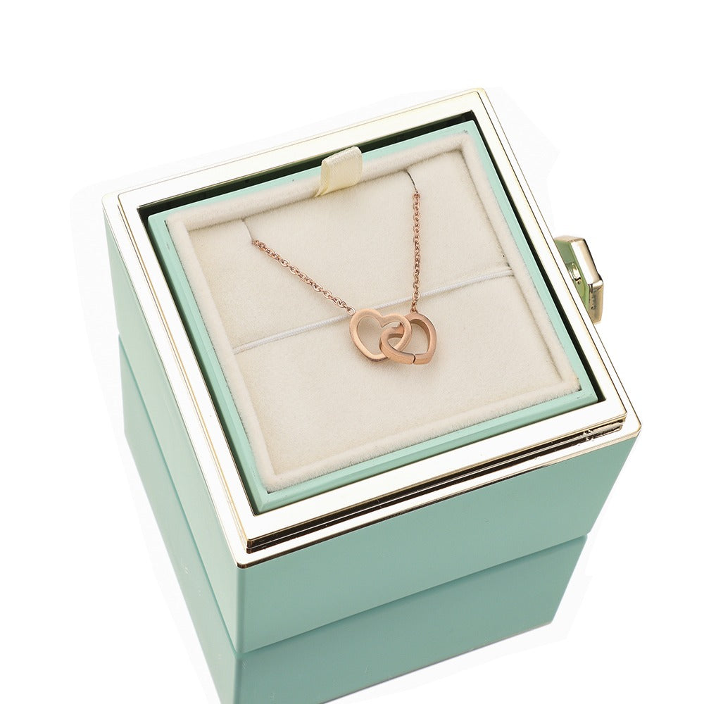 Sue – Women's Eternal Rose Box with Engraved Necklace