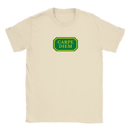 Laura – Unisex Carpe Diem T-shirt