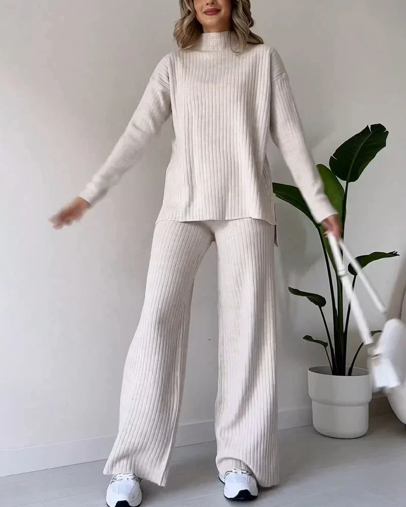 Clara – Cozy Turtleneck Two-Piece Set